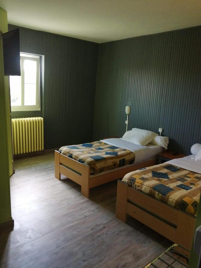 Hotel Du Chateau Blanc Elbeuf Esterno foto