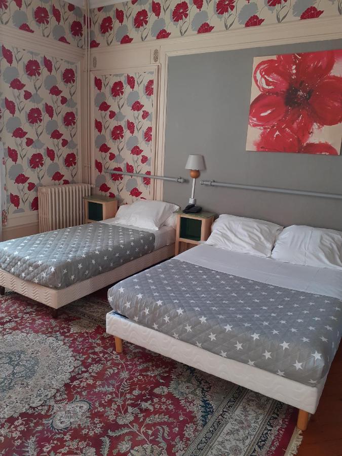 Hotel Du Chateau Blanc Elbeuf Esterno foto